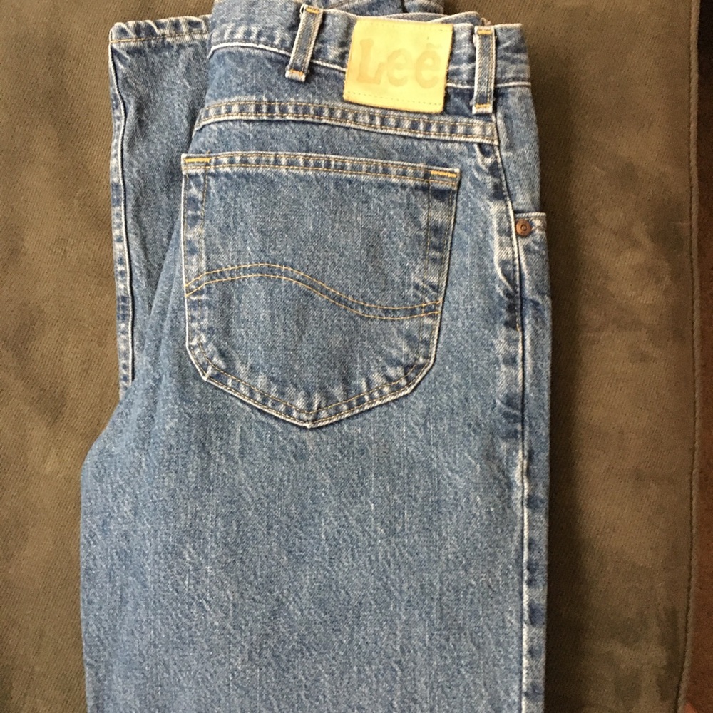 - Men’s Lee indigo jeans, 36 x 30.excellent condition,no tears,well taken care